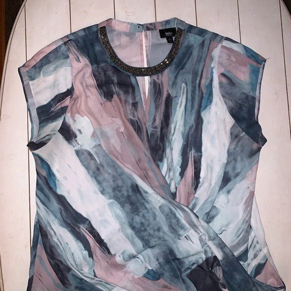 Mossimo // Top Size XL - Picture 2 of 8